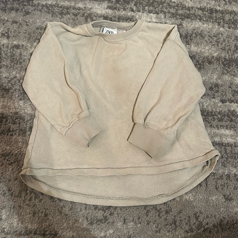 Zara long sleeve crew neck light weight sweatshirt